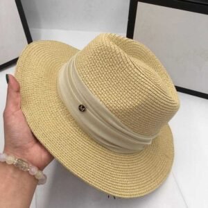 Chapeau de paille ruban élégant
