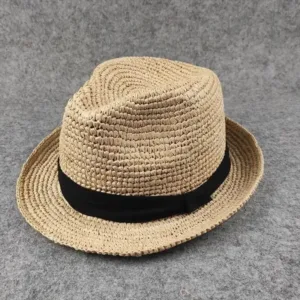 Trilby en paille pour l'été