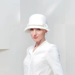 Chapeau cloche rétro