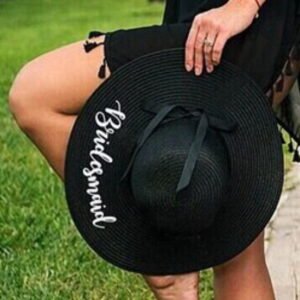 Chapeau de paille pour la plage et le soleil