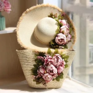 Ensemble chapeau et sac en paille fait à la main